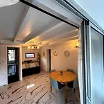 Maisonnette Chaleureuse Au Pied Du Port 루케이트