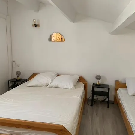 Maisonnette Chaleureuse Au Pied Du Port