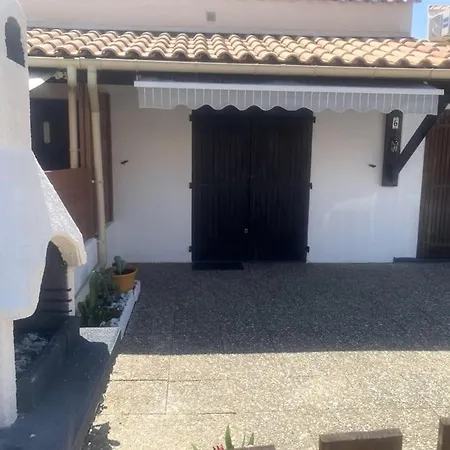 Vakantiehuis Maisonnette Chaleureuse Au Pied Du Port Leucate
